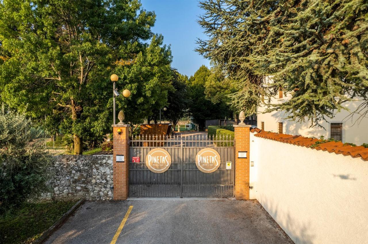 Hotel Villa I Pini Malo  Εξωτερικό φωτογραφία